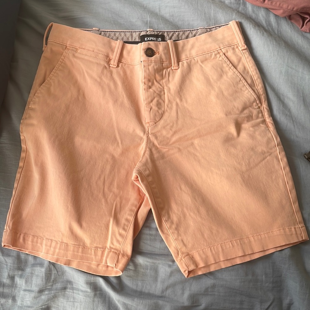MENS KHAKI SHORTS EXPRESS SALMON COLOR